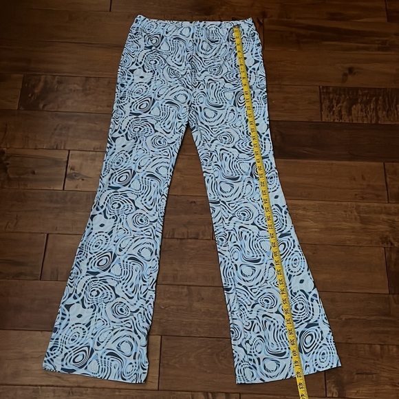 Printed Pattern Flare Pant Size Large - Picture 6 of 10